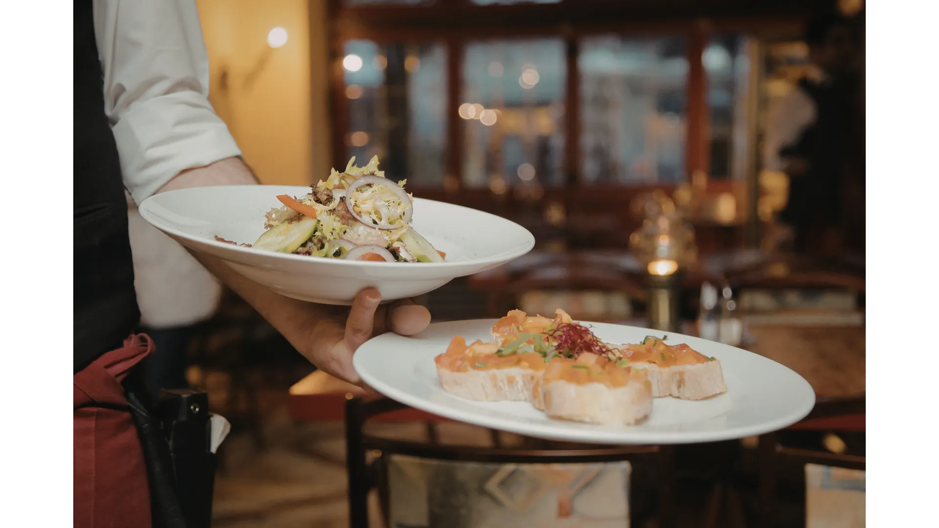 Chef-Led Services with Waitstaff
